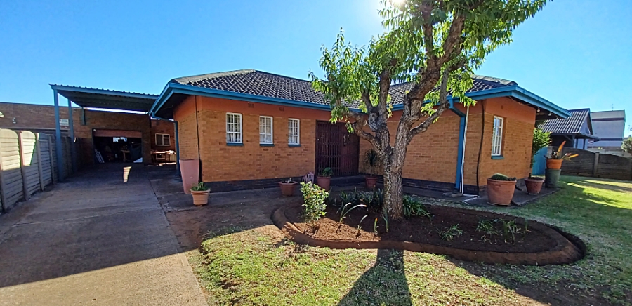 3 Bedroom Property for Sale in Vanderbijlpark SE 6 Gauteng