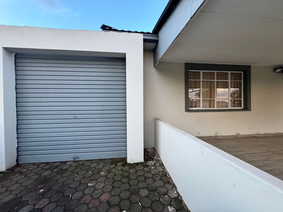 3 Bedroom Property for Sale in Vanderbijlpark CW 5 Gauteng