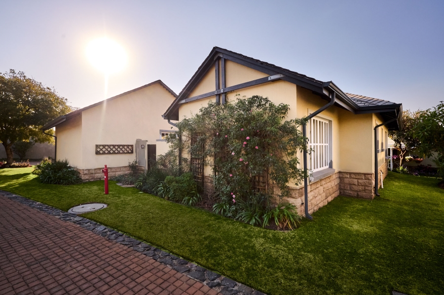 2 Bedroom Property for Sale in Waterfall Hills Mature Lifestyle Estate Gauteng