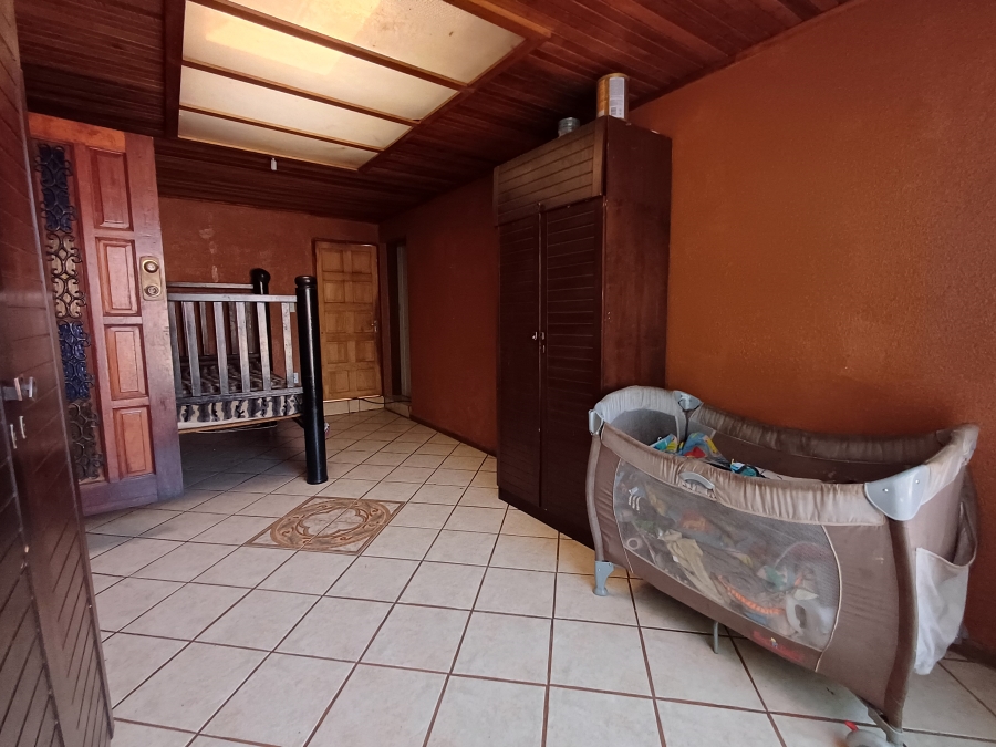 6 Bedroom Property for Sale in Dan Pienaarville Gauteng