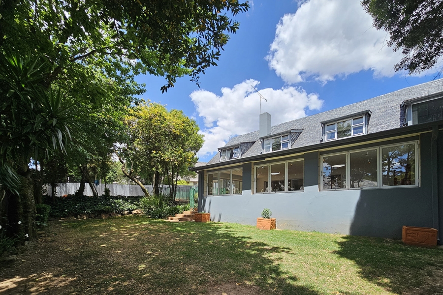 To Let 4 Bedroom Property for Rent in The Gardens Gauteng