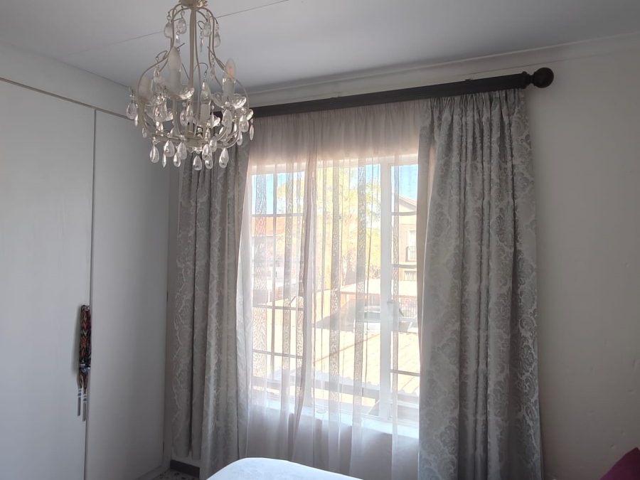 2 Bedroom Property for Sale in Olivedale Gauteng