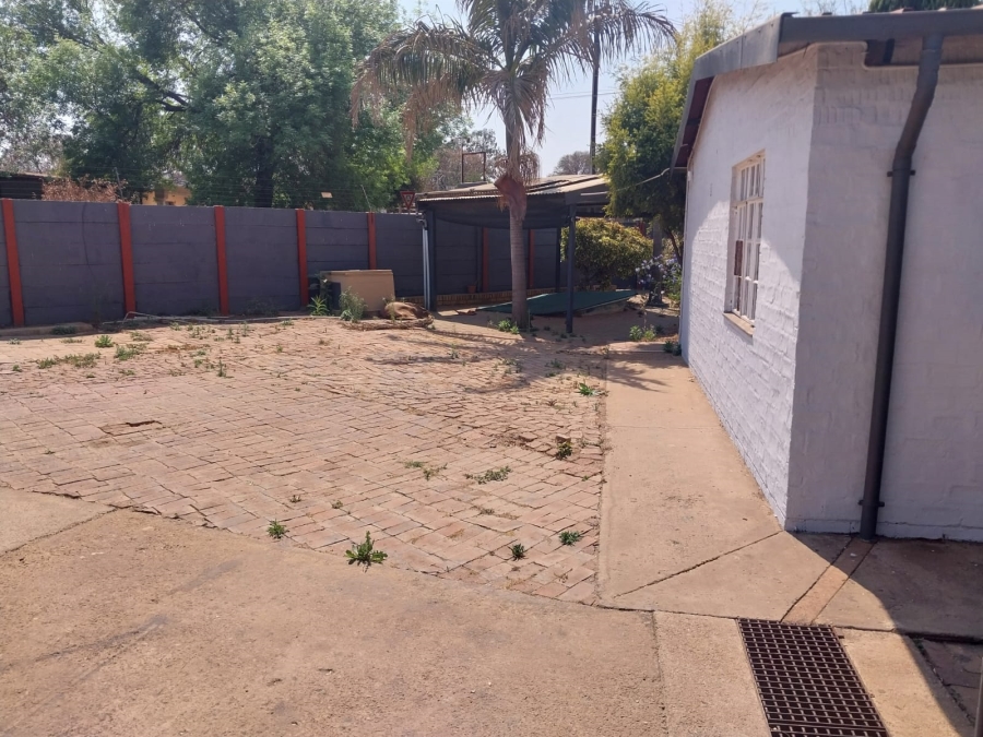 2 Bedroom Property for Sale in Danville Gauteng