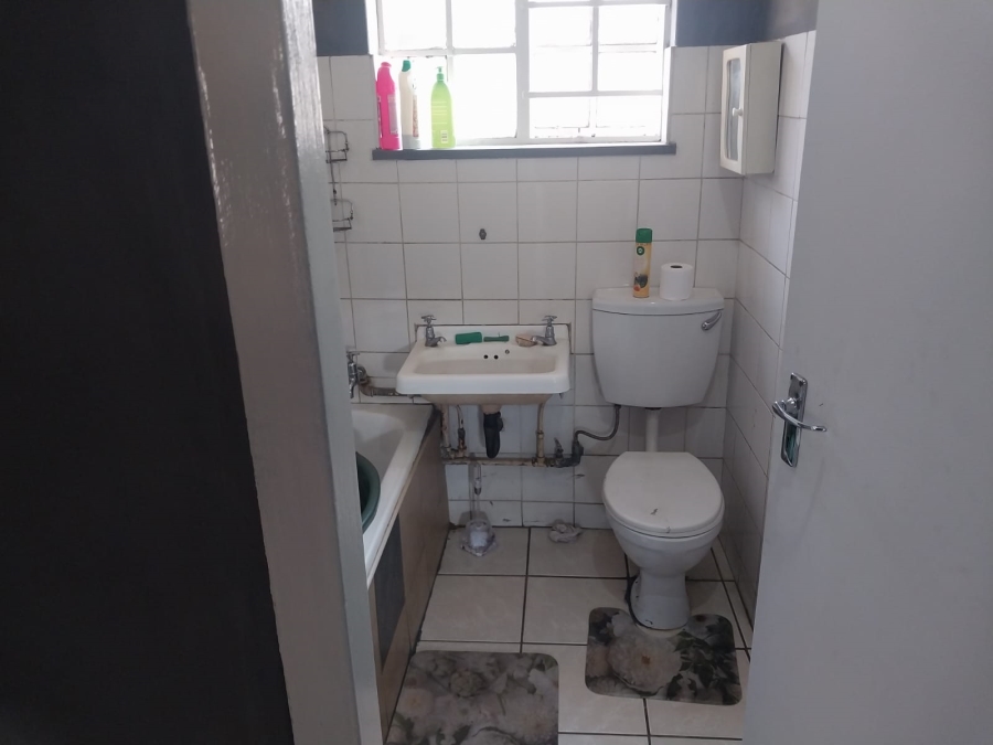 2 Bedroom Property for Sale in Danville Gauteng