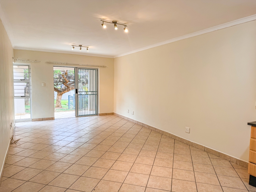 2 Bedroom Property for Sale in Leeuwenhof Estate Gauteng