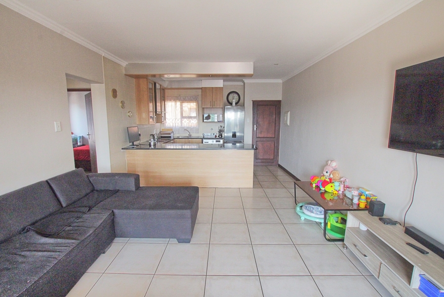 To Let 2 Bedroom Property for Rent in Wilro Park Gauteng