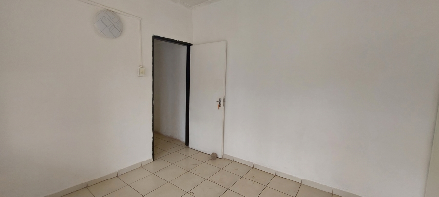 To Let 1 Bedroom Property for Rent in Mayberry Park Gauteng