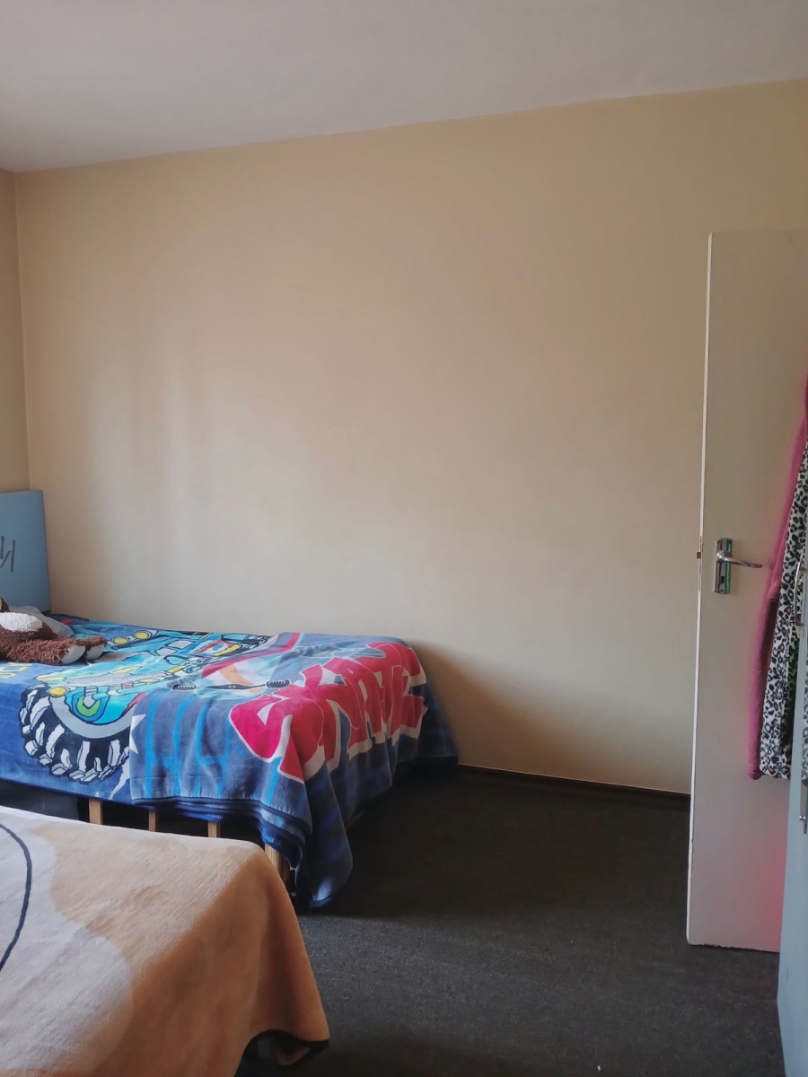 1 Bedroom Property for Sale in Pretoria Gardens Gauteng