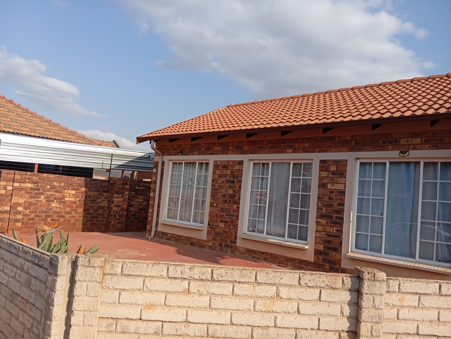 3 Bedroom Property for Sale in The Orchards Gauteng