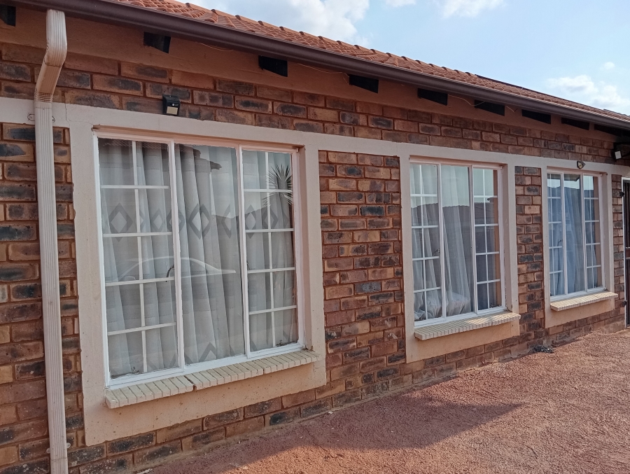 3 Bedroom Property for Sale in The Orchards Gauteng