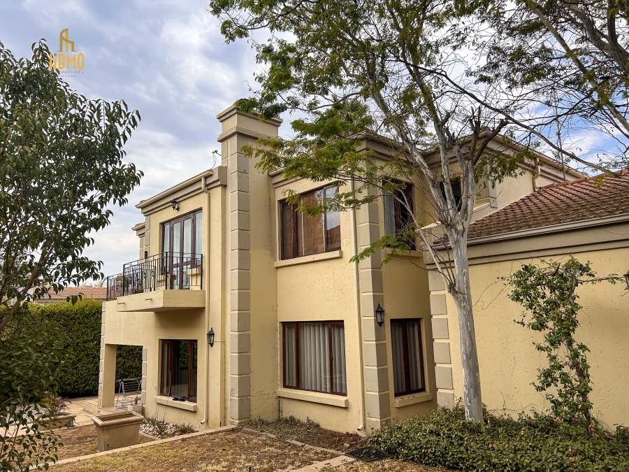 3 Bedroom Property for Sale in Gateside Manor Gauteng