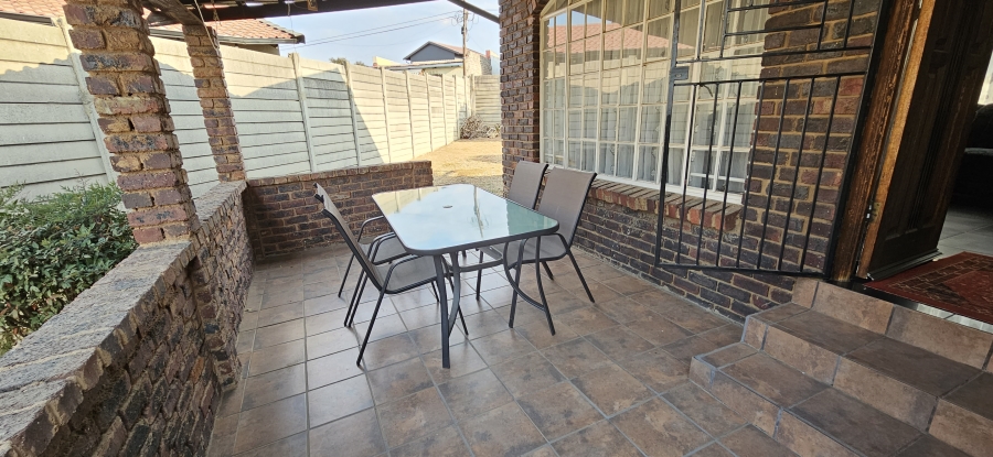 3 Bedroom Property for Sale in Elandspark Gauteng