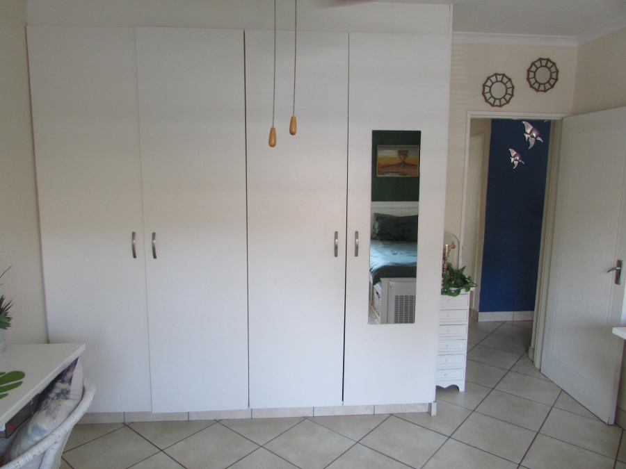 2 Bedroom Property for Sale in Robinpark Gauteng