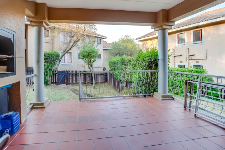 2 Bedroom Property for Sale in Paulshof Gauteng