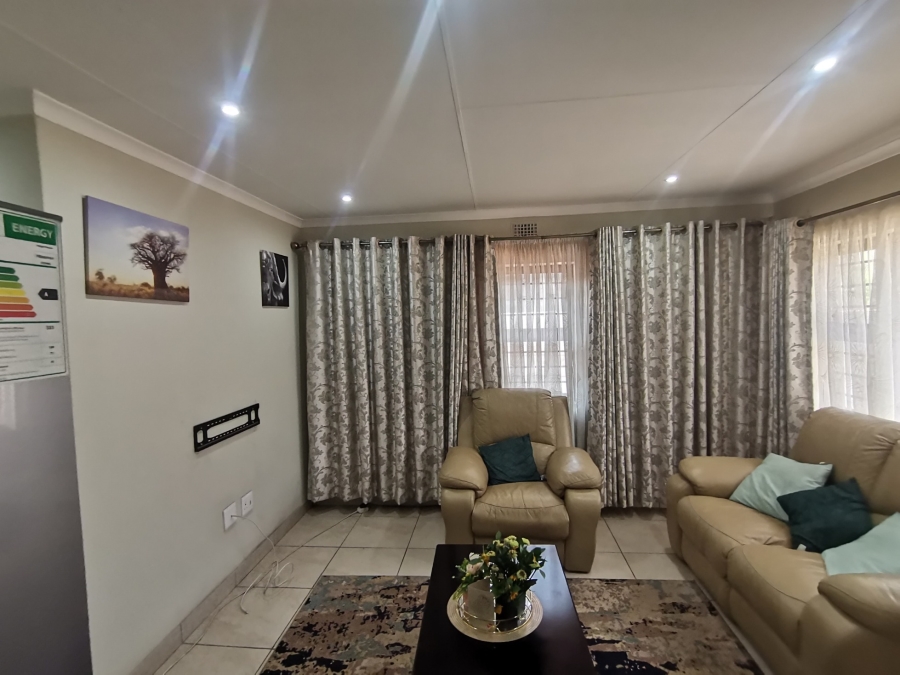 To Let 3 Bedroom Property for Rent in Leopard