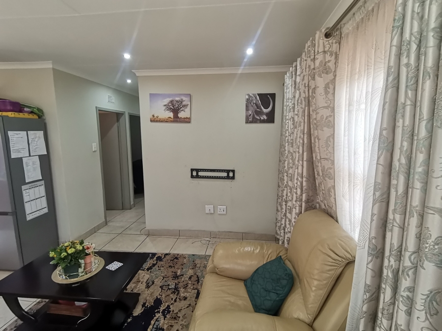 To Let 3 Bedroom Property for Rent in Leopard