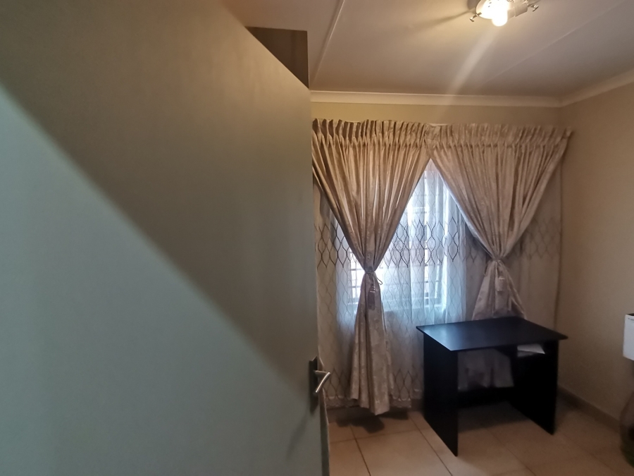 To Let 3 Bedroom Property for Rent in Leopard