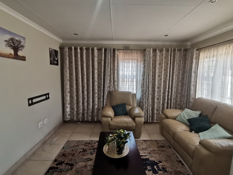 3 Bedroom Property for Sale in Leopard