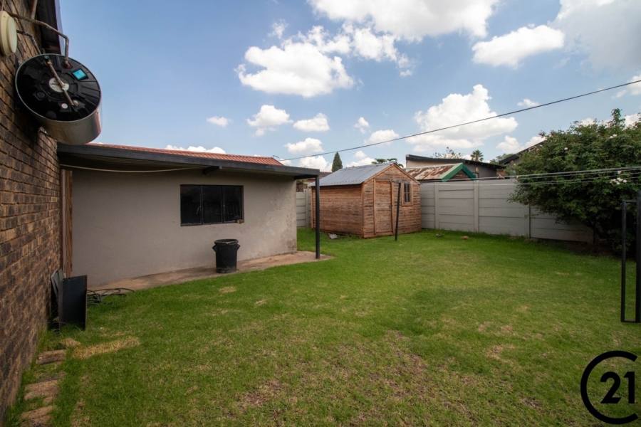 3 Bedroom Property for Sale in Mackenzie Park Gauteng