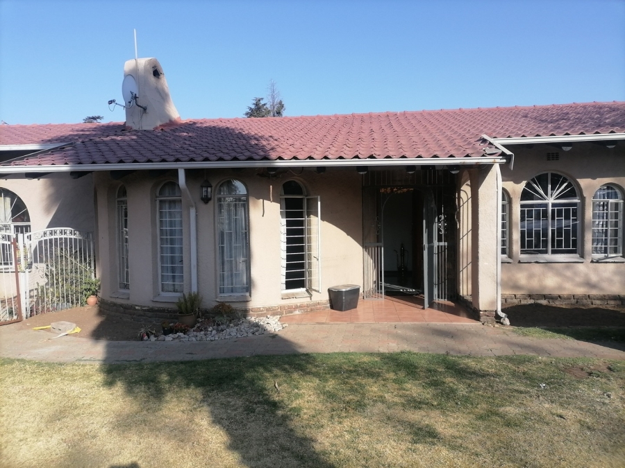 3 Bedroom Property for Sale in Mackenzie Park Gauteng