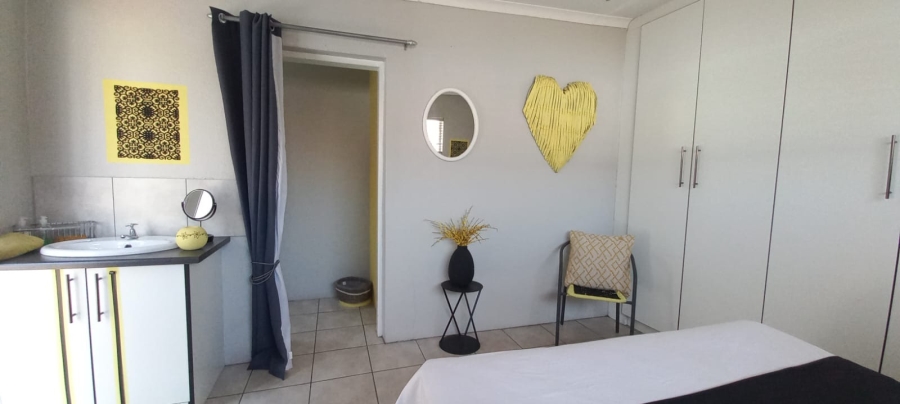 4 Bedroom Property for Sale in Sunair Park Gauteng