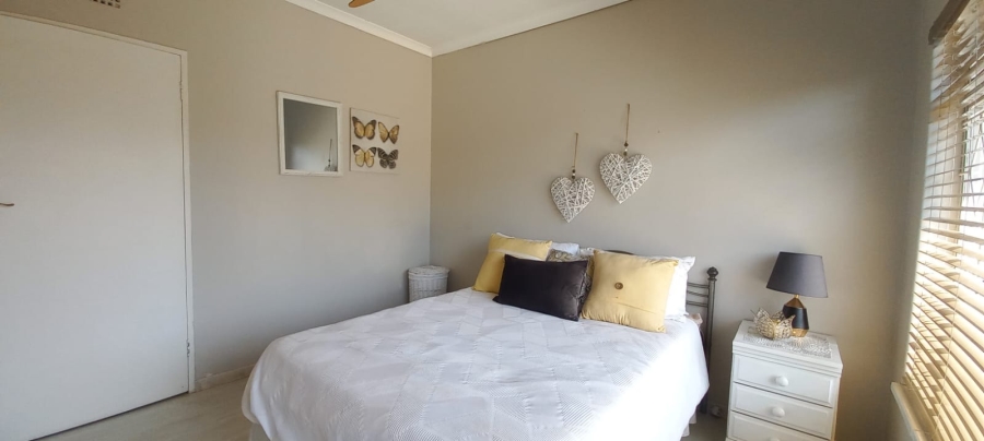 4 Bedroom Property for Sale in Sunair Park Gauteng