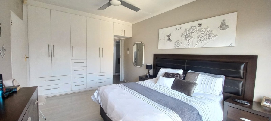 4 Bedroom Property for Sale in Sunair Park Gauteng