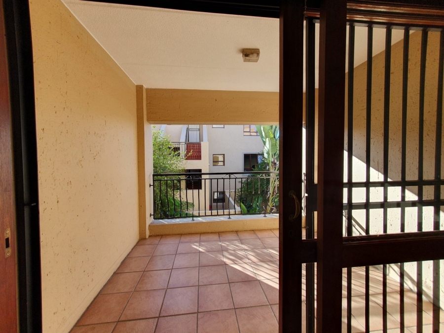 To Let 2 Bedroom Property for Rent in Sunninghill Gauteng