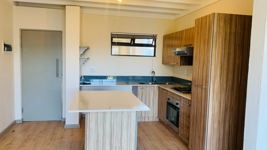 To Let 3 Bedroom Property for Rent in Beverley Gauteng