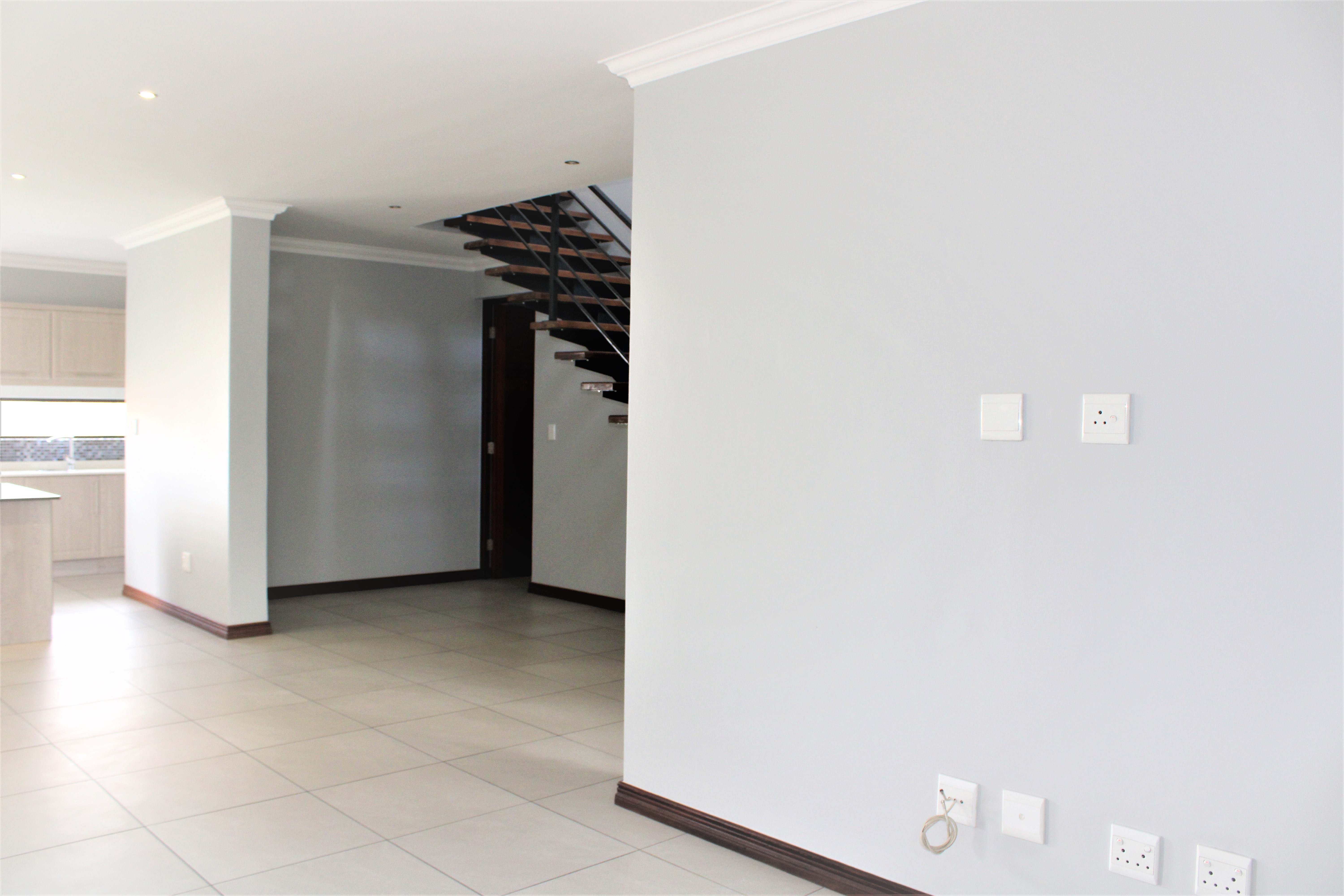 4 Bedroom Property for Sale in Midstream Ridge Gauteng