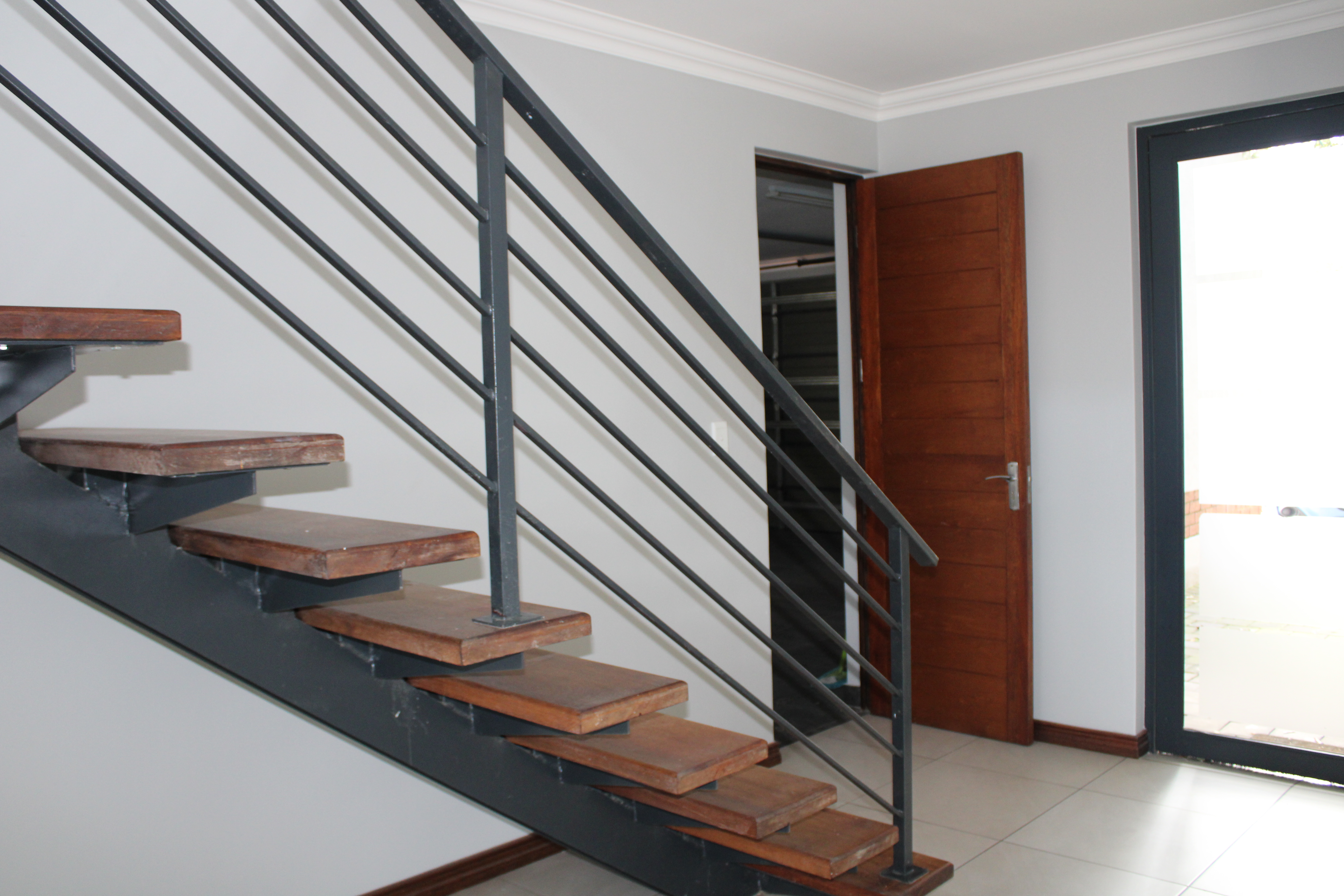 4 Bedroom Property for Sale in Midstream Ridge Gauteng