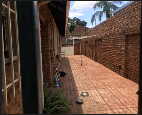 To Let 4 Bedroom Property for Rent in Florauna Gauteng