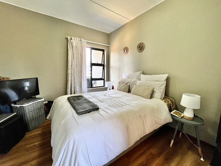 To Let 1 Bedroom Property for Rent in Glen Austin Gauteng