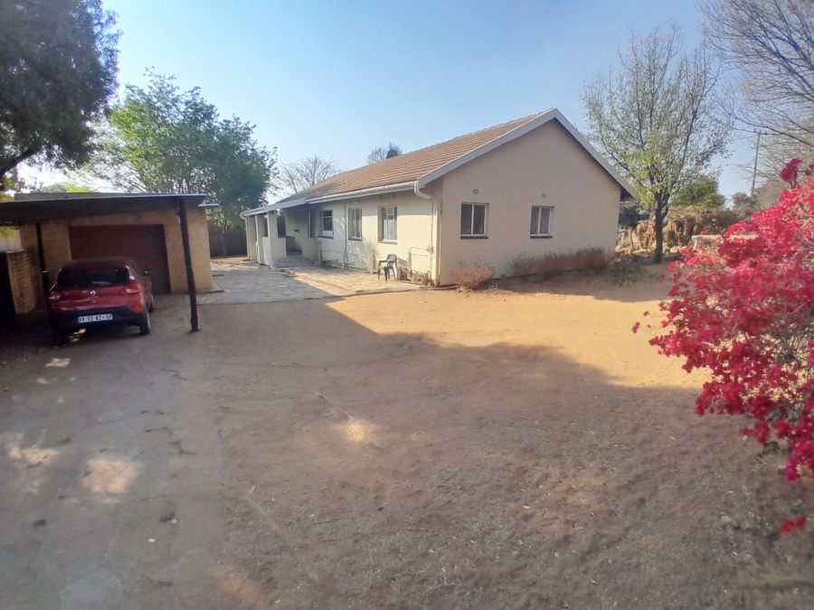 Commercial Property for Sale in Knoppieslaagte Gauteng