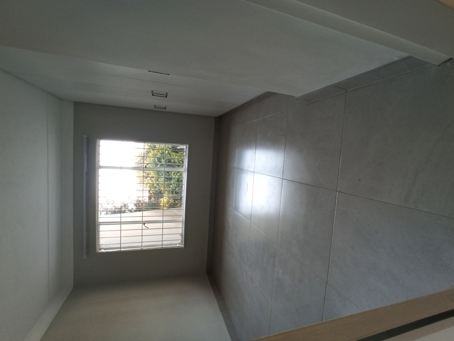 To Let 2 Bedroom Property for Rent in Ferndale Gauteng