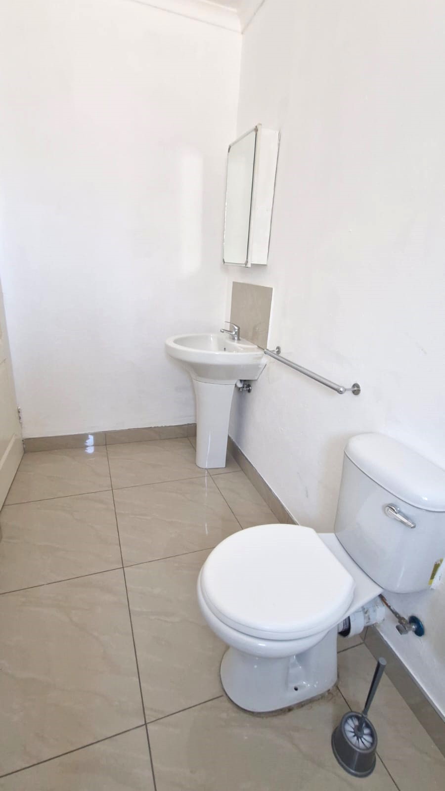 To Let 1 Bedroom Property for Rent in Wendywood Gauteng