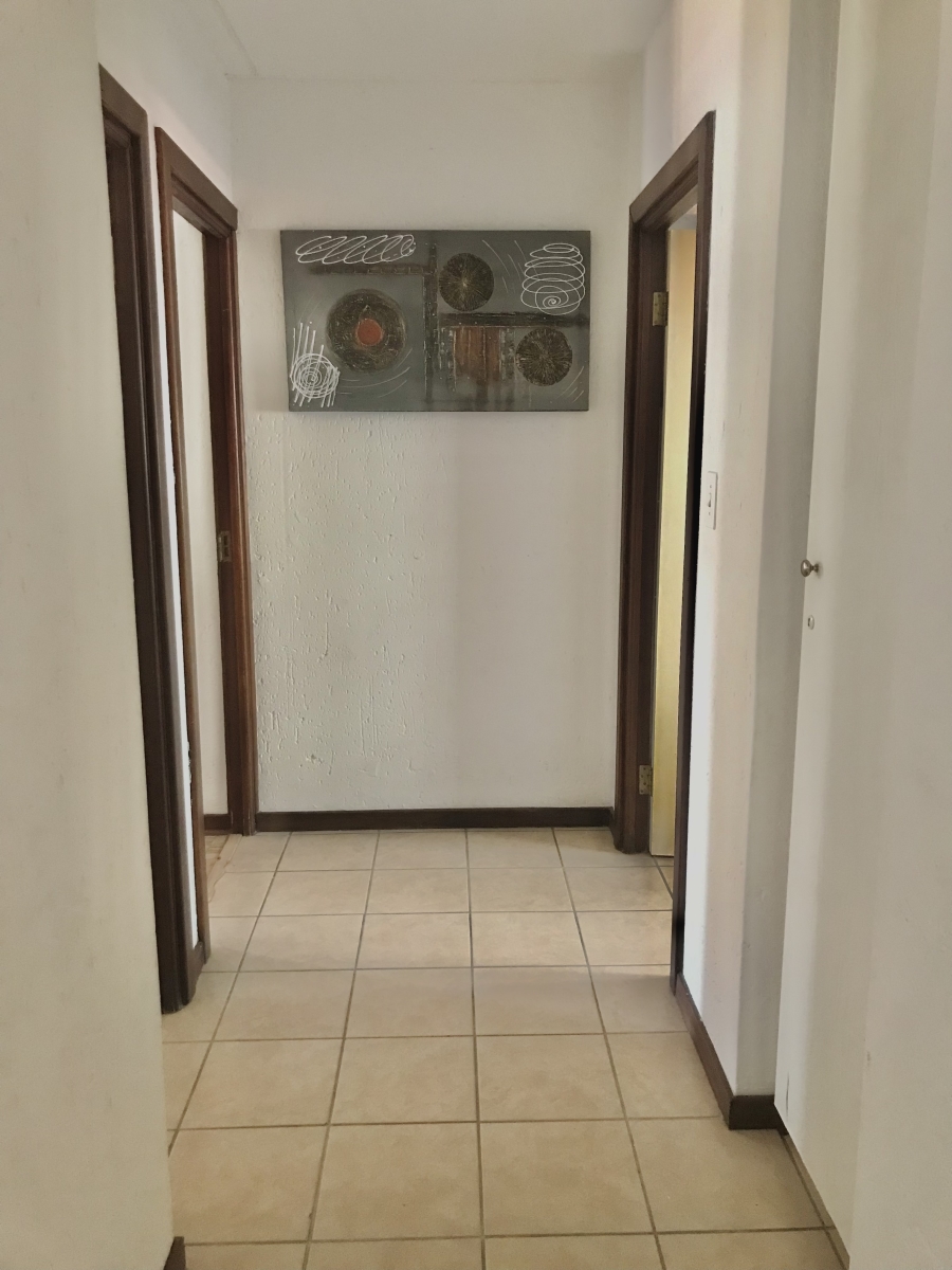 2 Bedroom Property for Sale in Broadacres Gauteng