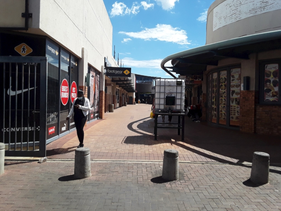 To Let commercial Property for Rent in Randfontein Central Gauteng