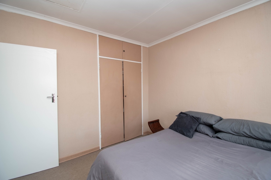 3 Bedroom Property for Sale in Wilro Park Gauteng