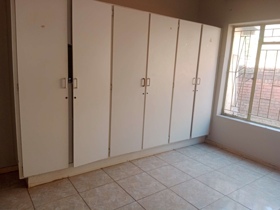 9 Bedroom Property for Sale in Swacina Park A H Gauteng