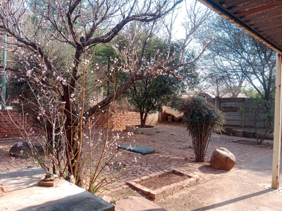 9 Bedroom Property for Sale in Swacina Park A H Gauteng