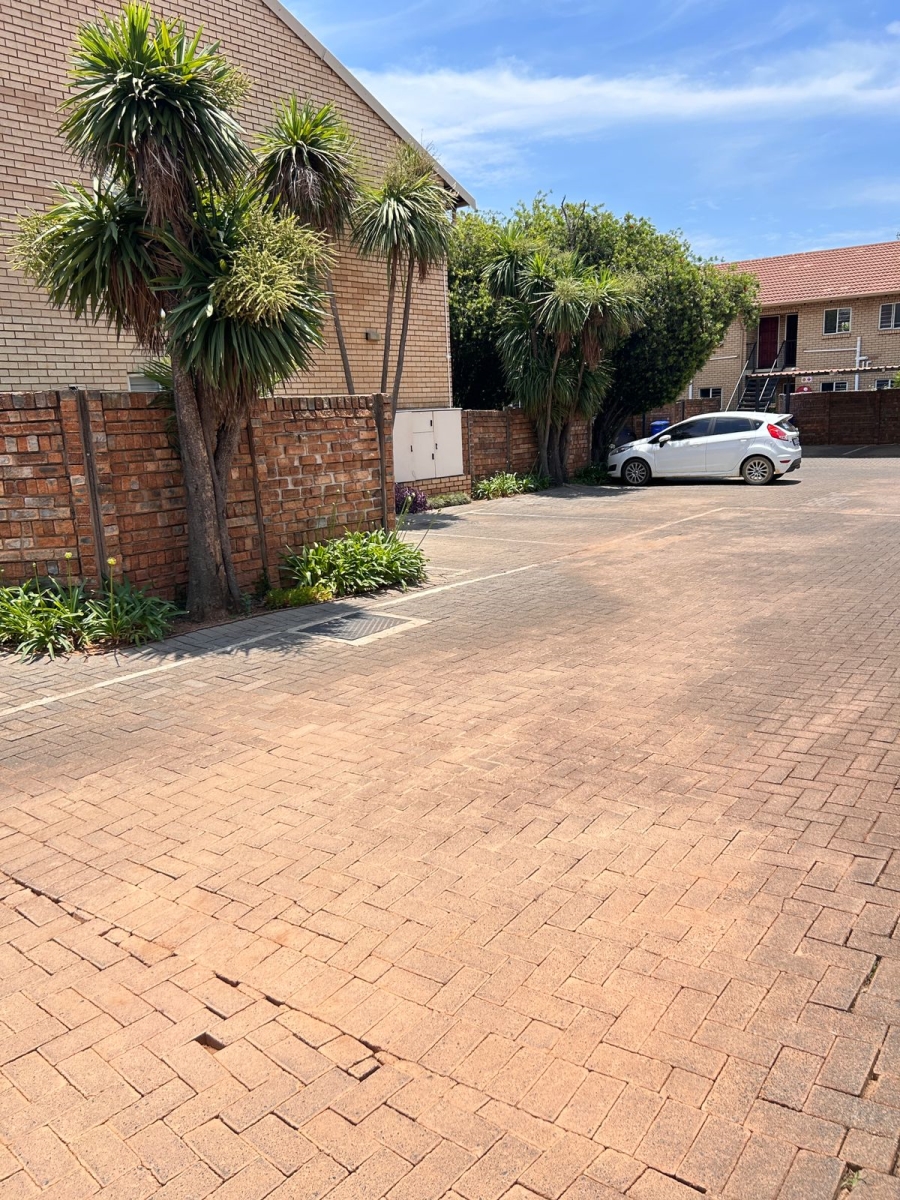 2 Bedroom Property for Sale in Willow Park Gauteng