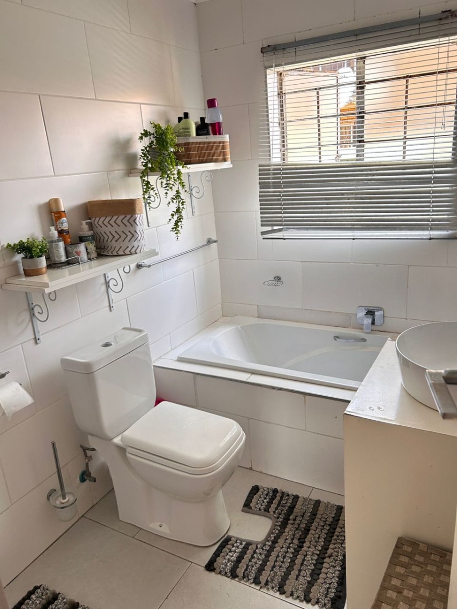 2 Bedroom Property for Sale in Willow Park Gauteng