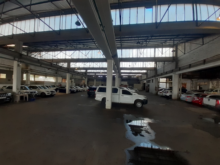 Commercial Property for Sale in Manufacta Gauteng