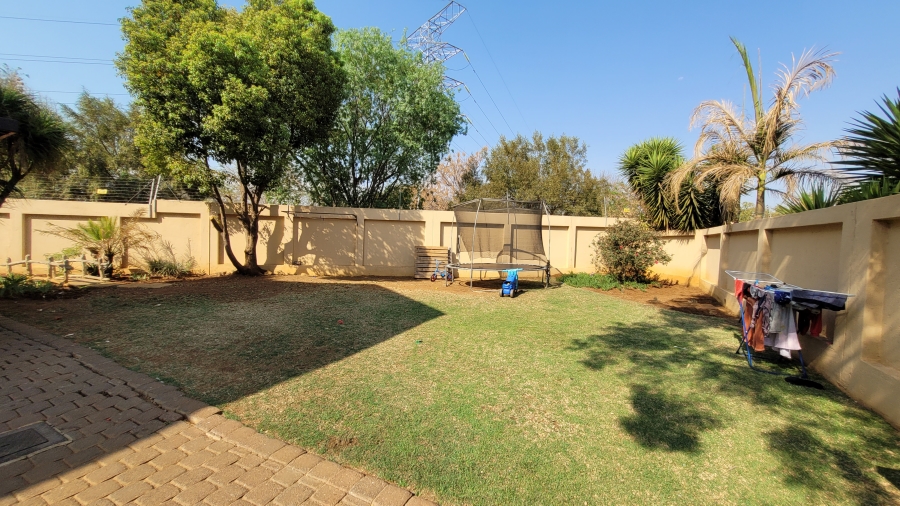 To Let 4 Bedroom Property for Rent in Annlin Gauteng