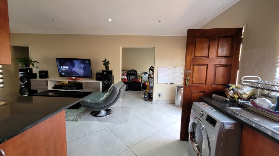 To Let 4 Bedroom Property for Rent in Annlin Gauteng