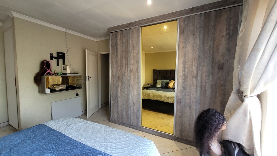 To Let 4 Bedroom Property for Rent in Annlin Gauteng