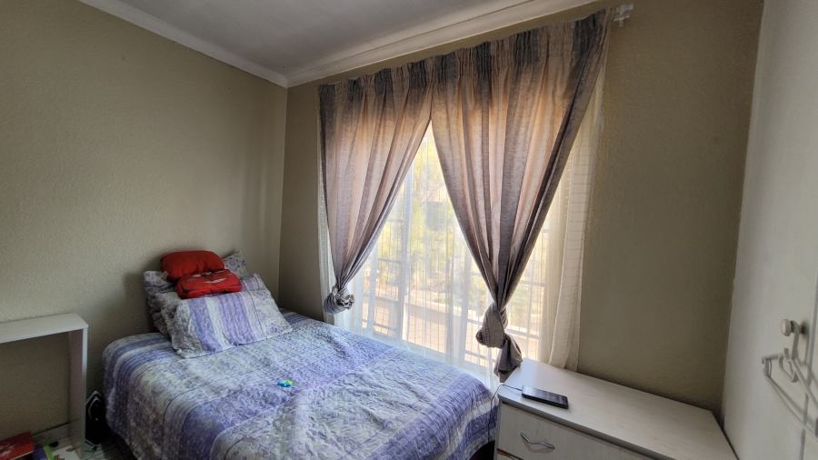 To Let 4 Bedroom Property for Rent in Annlin Gauteng