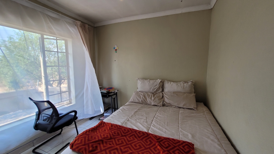 To Let 4 Bedroom Property for Rent in Annlin Gauteng