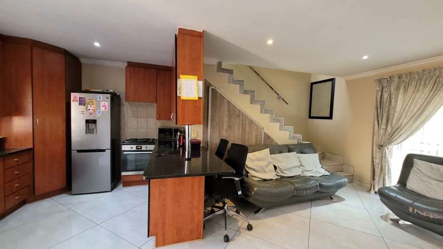 To Let 4 Bedroom Property for Rent in Annlin Gauteng